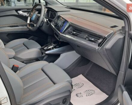 купити нове авто Ауді Q4 e-tron 2025 року від офіційного дилера E-SKM Позняки Ауді фото