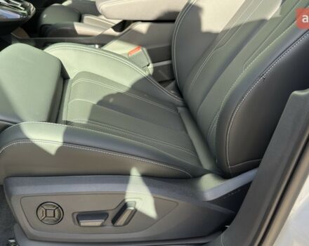 купить новое авто Ауди Q4 e-tron 2025 года от официального дилера E-SKM ZOO Ауди фото