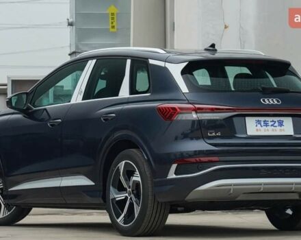купить новое авто Ауди Q4 e-tron 2025 года от официального дилера Константин Альперович Ауди фото