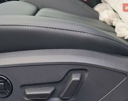 купить новое авто Ауди Q4 e-tron 2025 года от официального дилера Макс Ауди фото