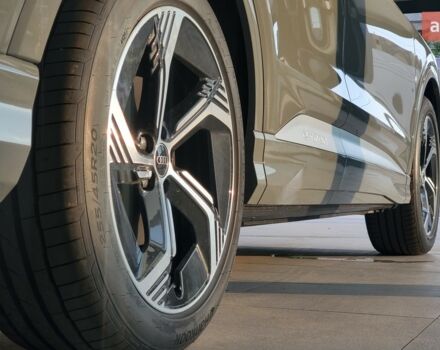 купить новое авто Ауди Q4 e-tron 2025 года от официального дилера E-SKM Черкаси Ауди фото