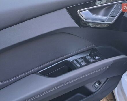 купить новое авто Ауди Q4 e-tron 2025 года от официального дилера Макс Ауди фото