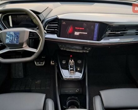 купить новое авто Ауди Q4 e-tron 2025 года от официального дилера Макс Ауди фото