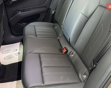 купить новое авто Ауди Q4 e-tron 2025 года от официального дилера E-SKM ZOO Ауди фото