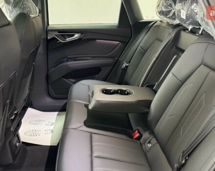 купить новое авто Ауди Q4 e-tron 2025 года от официального дилера Максим Путрівка Ауди фото