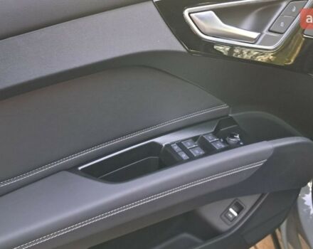 купить новое авто Ауди Q4 e-tron 2025 года от официального дилера Макс Ауди фото