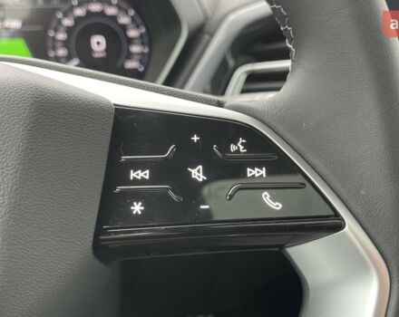 купити нове авто Ауді Q4 e-tron 2025 року від офіційного дилера Максим Путрівка Ауді фото