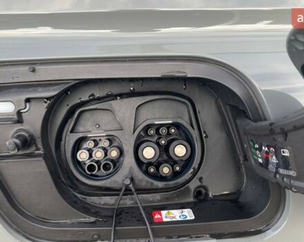 купить новое авто Ауди Q4 e-tron 2025 года от официального дилера E-SKM Позняки Ауди фото