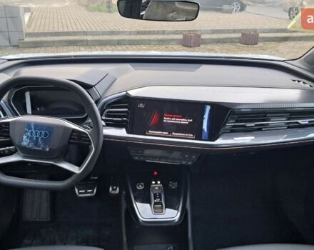купить новое авто Ауди Q4 e-tron 2025 года от официального дилера Макс Ауди фото