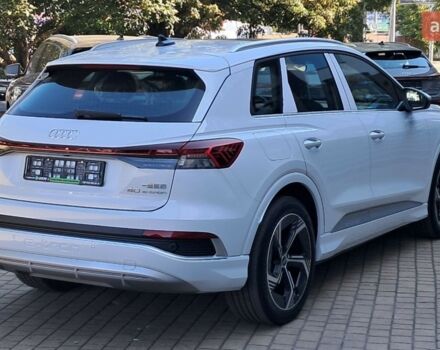 купить новое авто Ауди Q4 e-tron 2025 года от официального дилера Макс Ауди фото