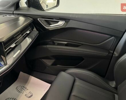 купить новое авто Ауди Q4 e-tron 2025 года от официального дилера Олег Львів Ауди фото