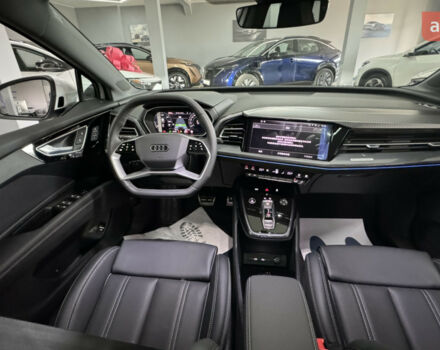 купить новое авто Ауди Q4 e-tron 2025 года от официального дилера Aleksei Ауди фото