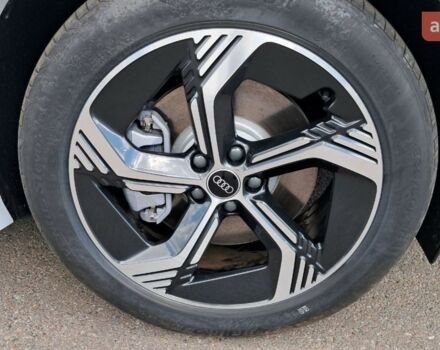купити нове авто Ауді Q4 e-tron 2025 року від офіційного дилера E-SKM Позняки Ауді фото