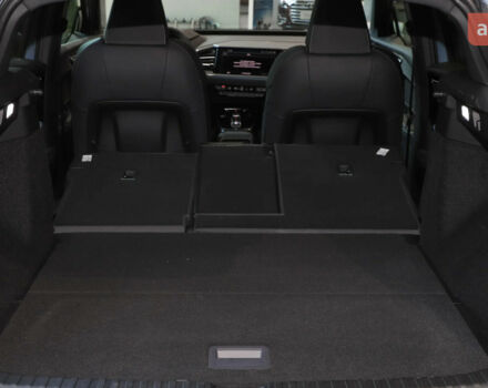 купить новое авто Ауди Q4 e-tron 2025 года от официального дилера Денис Фатов Ауди фото