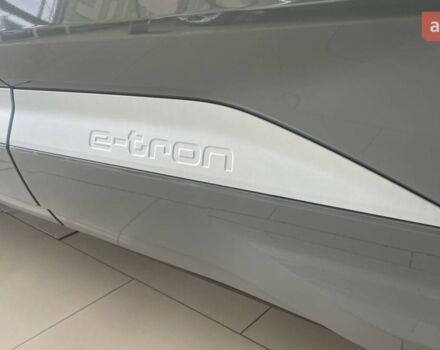 купити нове авто Ауді Q4 e-tron 2025 року від офіційного дилера E-SKM Кропивницький Ауді фото