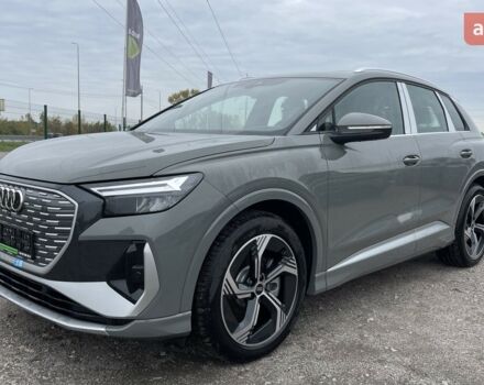купить новое авто Ауди Q4 e-tron 2025 года от официального дилера Максим Путрівка Ауди фото