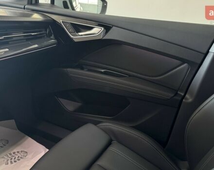 купить новое авто Ауди Q4 e-tron 2025 года от официального дилера E-SKM Кропивницький Ауди фото