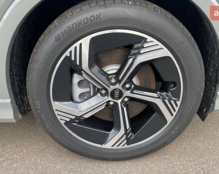 купить новое авто Ауди Q4 e-tron 2025 года от официального дилера E-SKM Позняки Ауди фото