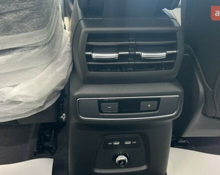 купить новое авто Ауди Q4 e-tron 2025 года от официального дилера VOLT AUTO Ауди фото