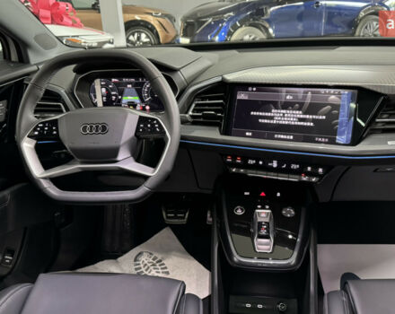 купить новое авто Ауди Q4 e-tron 2025 года от официального дилера Aleksei Ауди фото