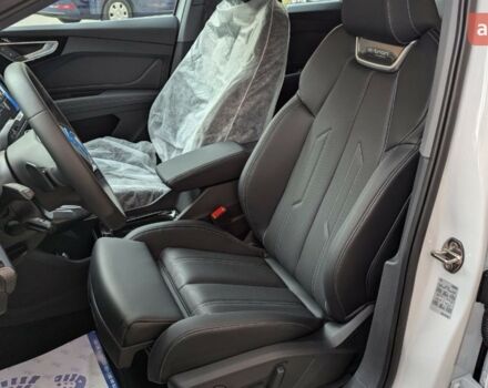 купить новое авто Ауди Q4 e-tron 2025 года от официального дилера Чабан Вячеслав Ауди фото