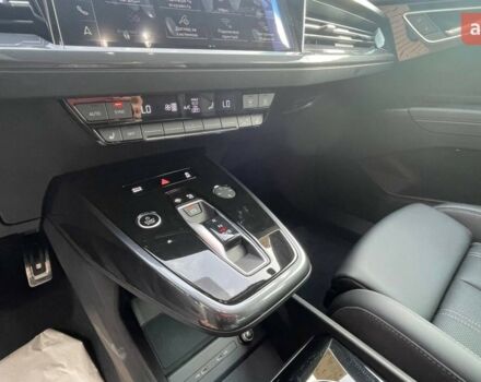 купить новое авто Ауди Q4 e-tron 2025 года от официального дилера E-SKM Позняки Ауди фото