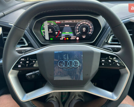 купить новое авто Ауди Q4 e-tron 2025 года от официального дилера Володимир Олександрович Ауди фото
