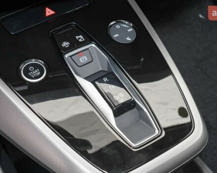 купити нове авто Ауді Q4 e-tron 2025 року від офіційного дилера Олександр Хіміч Ауді фото