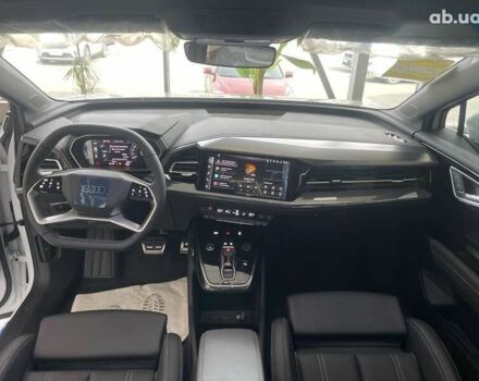 Ауди Q4 e-tron, объемом двигателя 0 л и пробегом 1 тыс. км за 32800 $, фото 10 на Automoto.ua