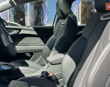 купить новое авто Ауди Q4 e-tron 2025 года от официального дилера Будпостач  Ауди фото