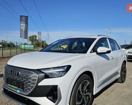 купити нове авто Ауді Q4 e-tron 2024 року від офіційного дилера Максим Путрівка Ауді фото