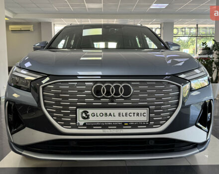 купить новое авто Ауди Q4 e-tron 2024 года от официального дилера Global Electric Ауди фото