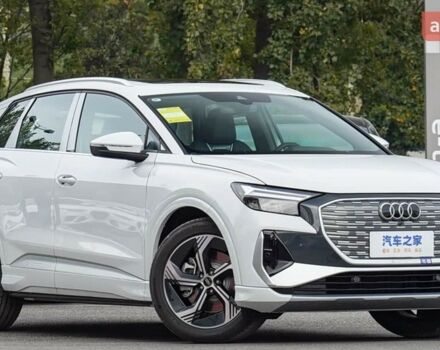 купить новое авто Ауди Q4 e-tron 2025 года от официального дилера Константин Альперович Ауди фото