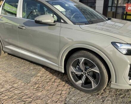 купить новое авто Ауди Q4 e-tron 2025 года от официального дилера E-SKM Житомир Ауди фото
