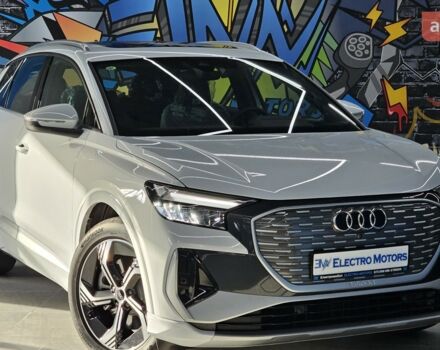 купить новое авто Ауди Q4 e-tron 2025 года от официального дилера Денис Фатов Ауди фото