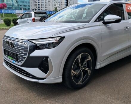 купити нове авто Ауді Q4 e-tron 2025 року від офіційного дилера E-SKM Позняки Ауді фото