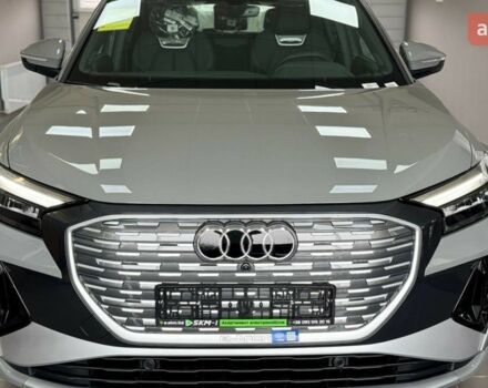 купить новое авто Ауди Q4 e-tron 2025 года от официального дилера Максим Путрівка Ауди фото