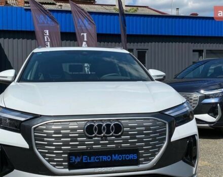 купить новое авто Ауди Q4 e-tron 2025 года от официального дилера Максим Ауди фото