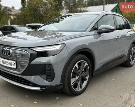 Сірий Ауді Q4 e-tron, об'ємом двигуна 0 л та пробігом 130 тис. км за 26900 $, фото 1 на Automoto.ua