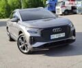 Сірий Ауді Q4 e-tron, об'ємом двигуна 0 л та пробігом 19 тис. км за 34500 $, фото 1 на Automoto.ua