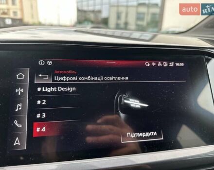 Серый Ауди Q4 e-tron, объемом двигателя 0 л и пробегом 45 тыс. км за 33850 $, фото 43 на Automoto.ua