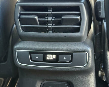 Серый Ауди Q4 e-tron, объемом двигателя 0 л и пробегом 110 тыс. км за 29800 $, фото 29 на Automoto.ua