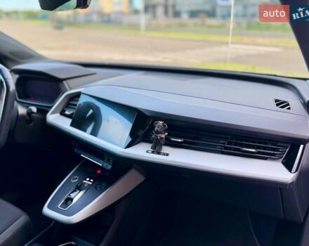 Сірий Ауді Q4 e-tron, об'ємом двигуна 0 л та пробігом 44 тис. км за 25300 $, фото 26 на Automoto.ua