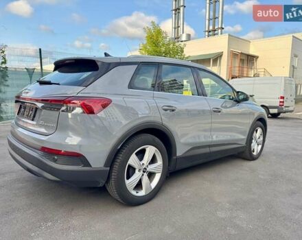 Сірий Ауді Q4 e-tron, об'ємом двигуна 0 л та пробігом 44 тис. км за 25300 $, фото 7 на Automoto.ua