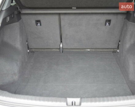 Серый Ауди Q4 e-tron, объемом двигателя 0 л и пробегом 22 тыс. км за 29999 $, фото 44 на Automoto.ua