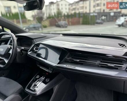Серый Ауди Q4 e-tron, объемом двигателя 0 л и пробегом 45 тыс. км за 33850 $, фото 19 на Automoto.ua