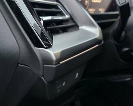 Серый Ауди Q4 e-tron, объемом двигателя 0 л и пробегом 129 тыс. км за 24532 $, фото 42 на Automoto.ua