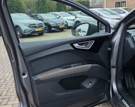 Серый Ауди Q4 e-tron, объемом двигателя 0 л и пробегом 129 тыс. км за 24532 $, фото 15 на Automoto.ua