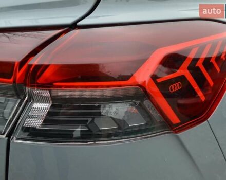 Серый Ауди Q4 e-tron, объемом двигателя 0 л и пробегом 22 тыс. км за 29999 $, фото 41 на Automoto.ua