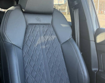 Серый Ауди Q4 e-tron, объемом двигателя 0 л и пробегом 110 тыс. км за 29800 $, фото 7 на Automoto.ua